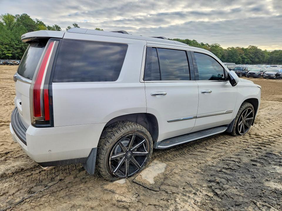 Продажа на аукционе авто 2017 Cadillac Escalade, vin: 1GYS4BKJXHR383459, номер лота: 70044426