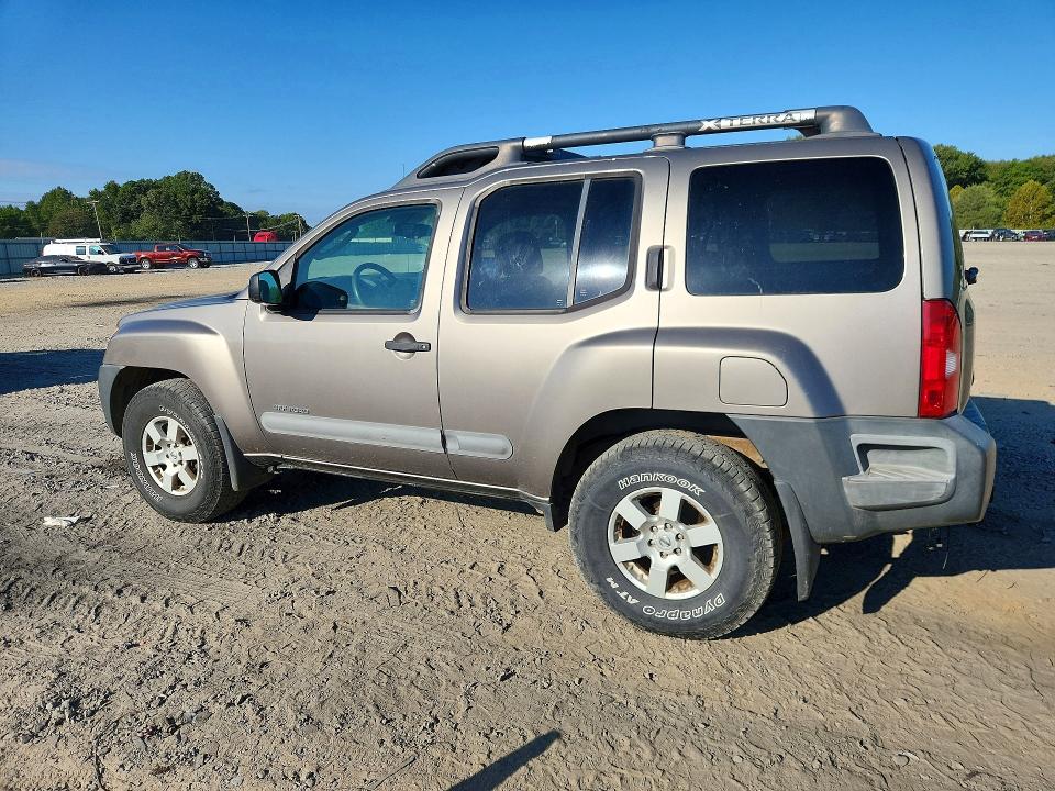 2005 Nissan Xterra მანქანა იყიდება აუქციონზე, vin: 5N1AN08W55C654573, აუქციონის ნომერი: 70108376