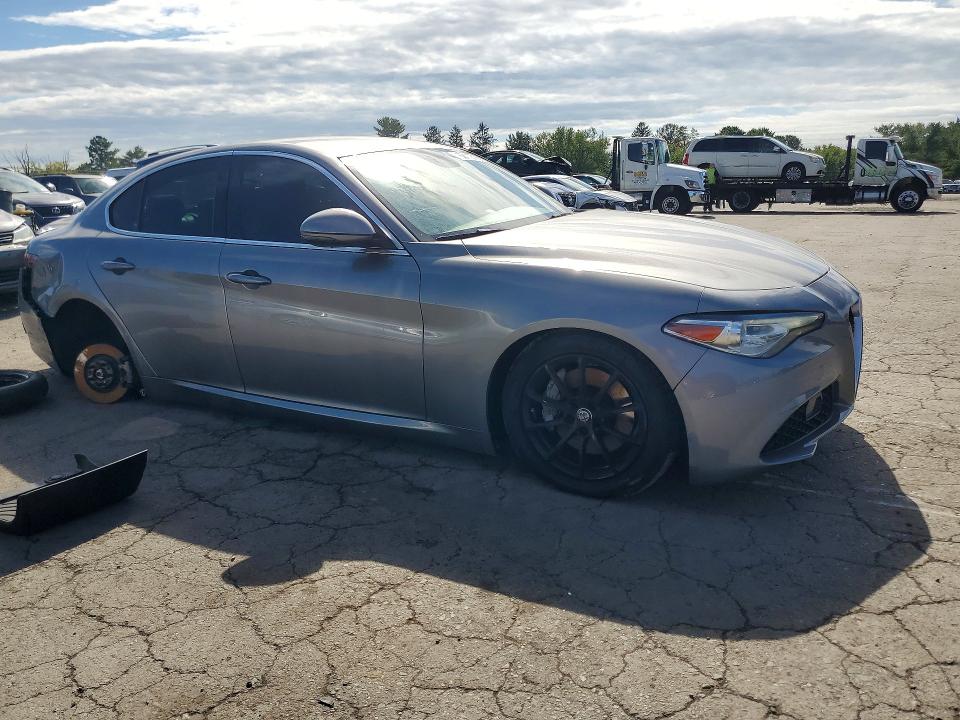 Продаж на аукціоні авто 2018 Alfa Romeo Giulia, vin: ZARFAEBN7J7590693, номер лоту: 69112786