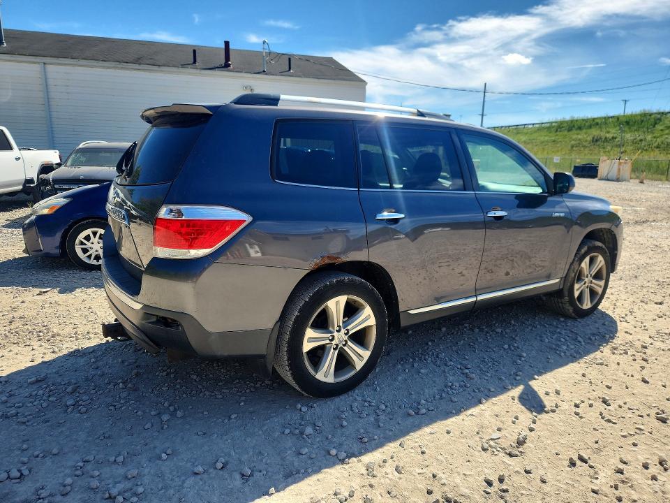 Aukcja sprzedaży 2013 Toyota Highlander, vin: 5TDDK3EH5DS210463, numer aukcji: 70043036