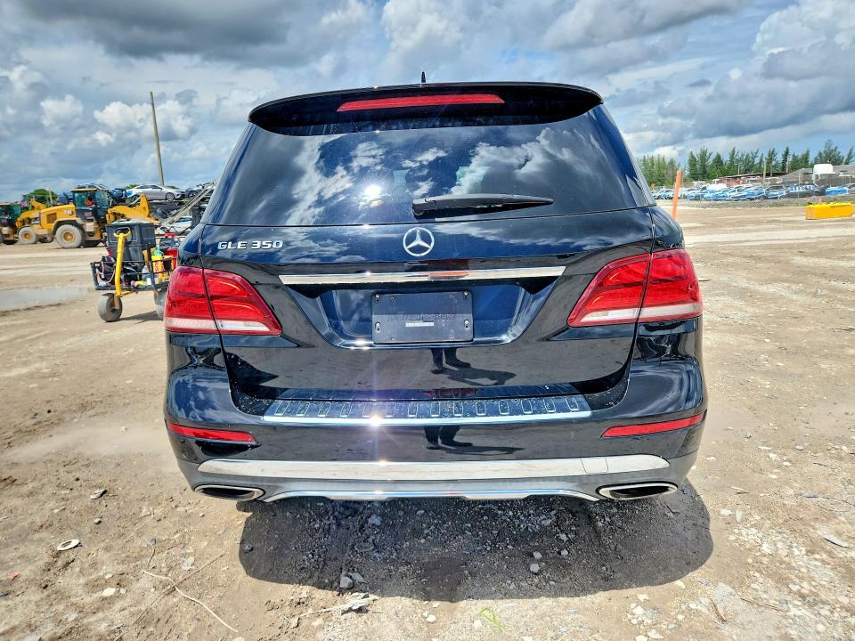 67549796 :رقم المزاد ، 4JGDA5JB1HA824876 vin ، 2017 Mercedes-benz Gle مزاد بيع