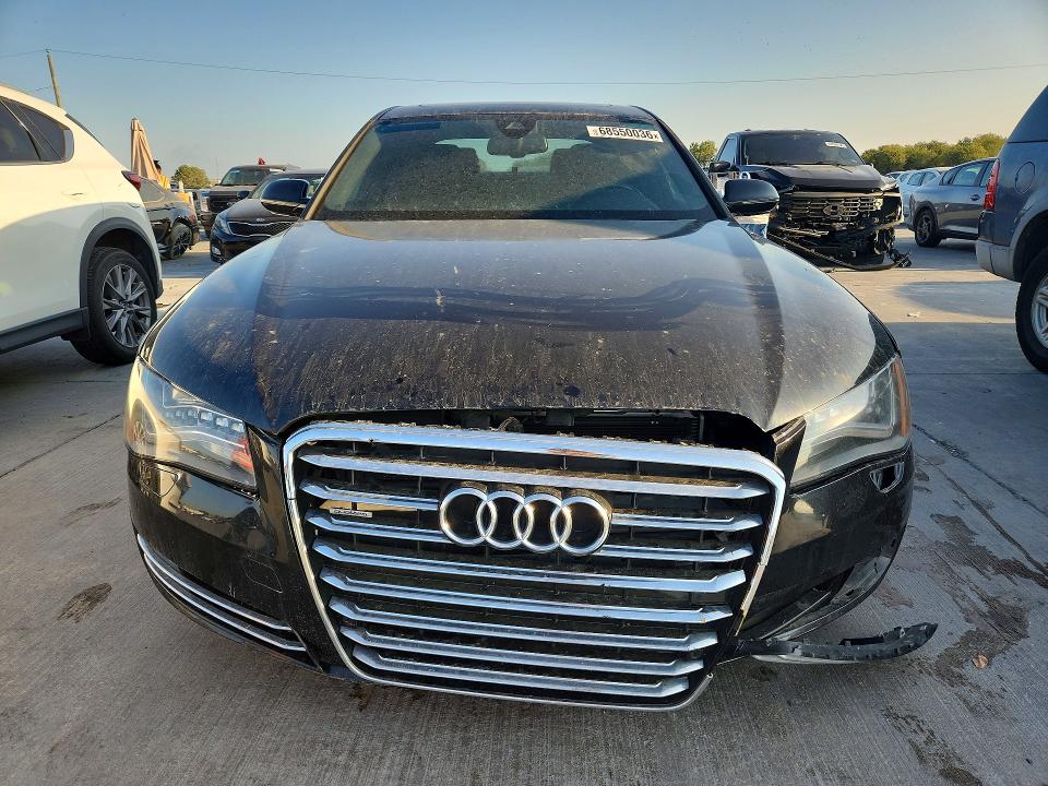 Продажа на аукционе авто 2014 Audi A8, vin: WAURGAFD4EN002439, номер лота: 68550036