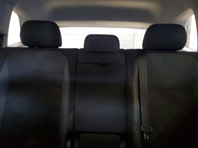 2021 Volkswagen Tiguan მანქანა იყიდება აუქციონზე, vin: 3VV0B7AX2MM052717, აუქციონის ნომერი: 68835066