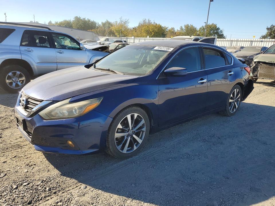2016 Nissan Altima მანქანა იყიდება აუქციონზე, vin: 1N4AL3AP8GC173790, აუქციონის ნომერი: 70422206