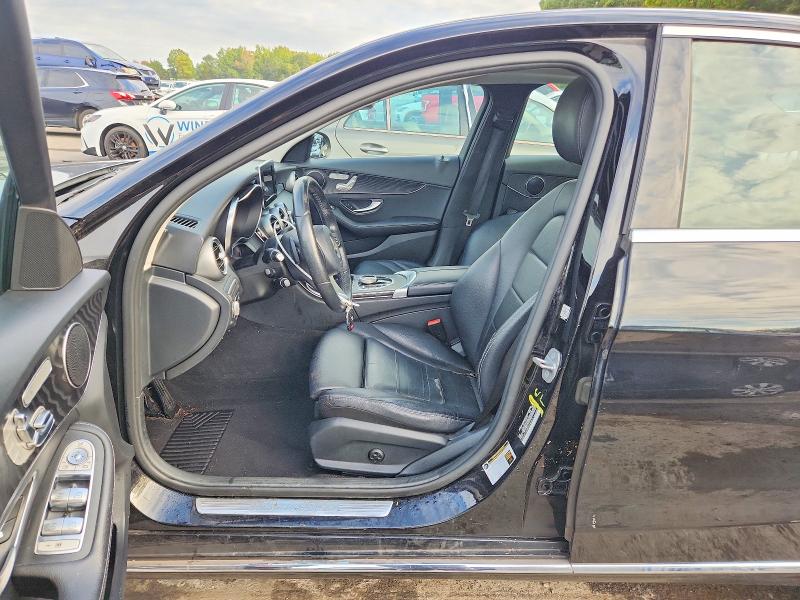 71148926 :رقم المزاد ، WDDWF4KBXHR244976 vin ، 2017 Mercedes-benz C مزاد بيع