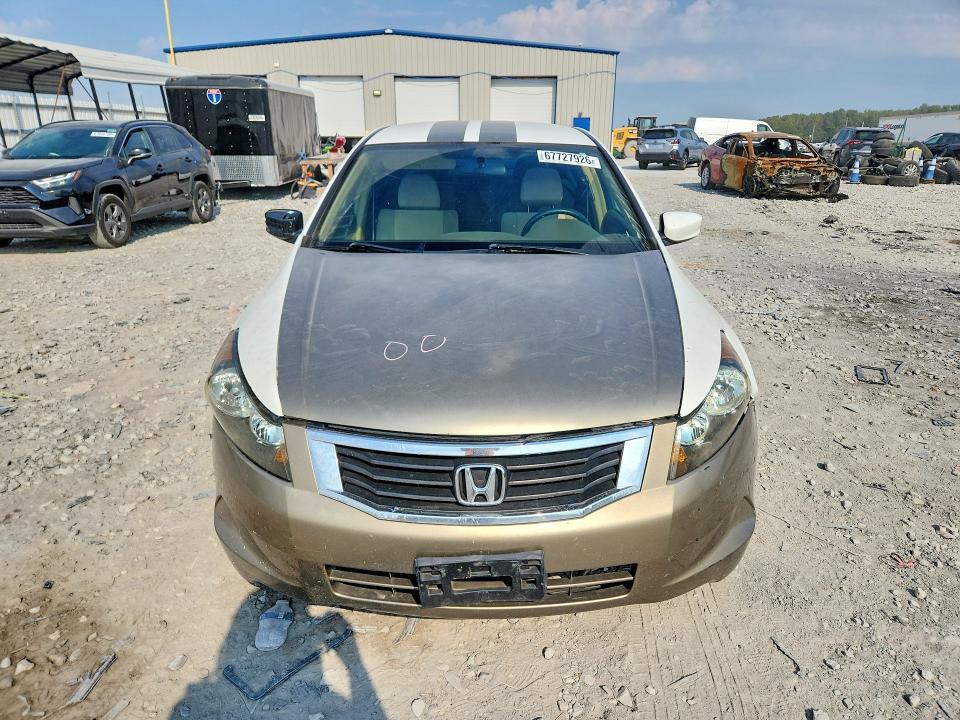 67727926 :رقم المزاد ، JHMCP26318C063302 vin ، 2008 Honda Accord مزاد بيع