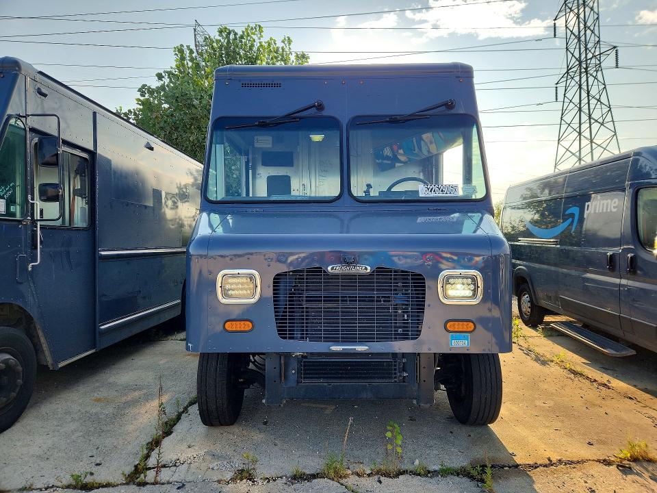 2021 Freightliner Chassis მანქანა იყიდება აუქციონზე, vin: 4UZAC2GA9MCMM9408, აუქციონის ნომერი: 62262906