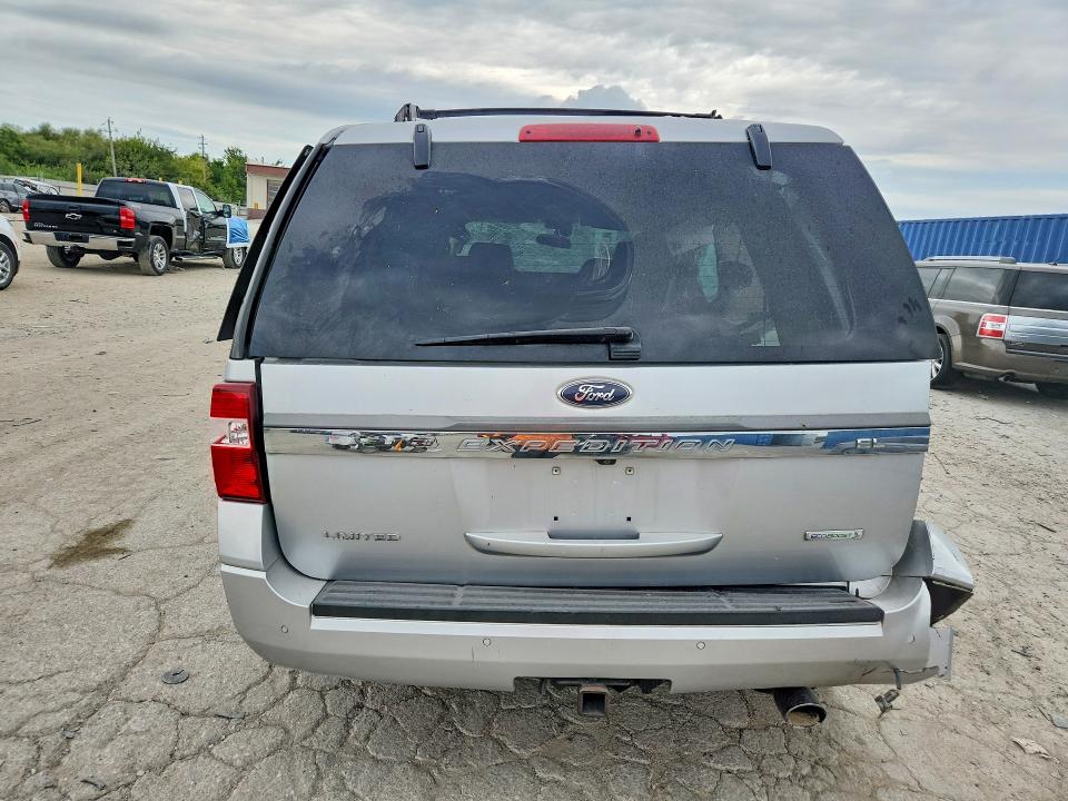 Продажа на аукционе авто 2015 Ford Expedition, vin: 1FMJK1KT4FEF23931, номер лота: 68506116