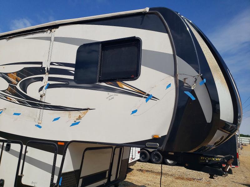 Auction sale of the 2016 Forest River Xlr 27qb, vin: 4X4FXLS39GF161737        , lot number: 68231486