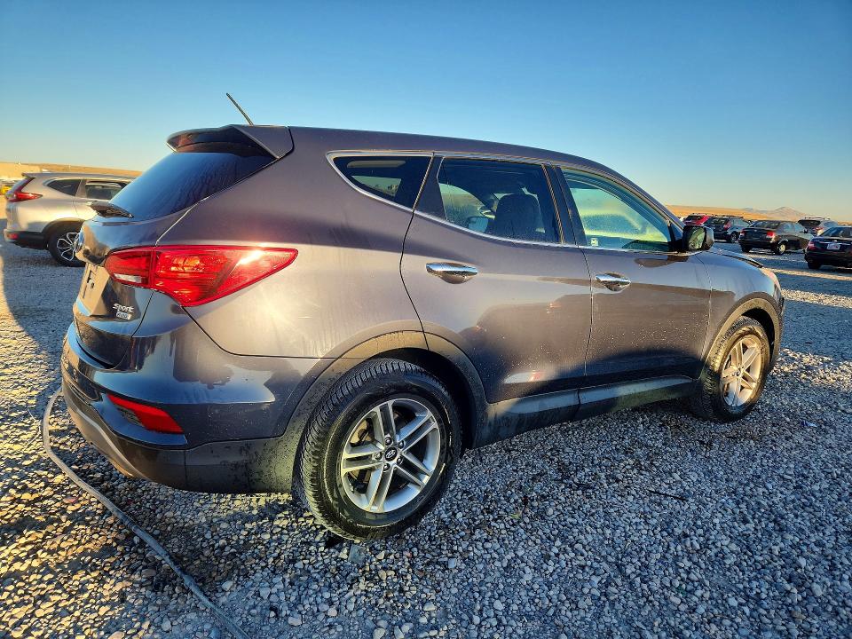 Продаж на аукціоні авто 2018 Hyundai Santa Fe Sport, vin: 5NMZTDLB7JH064072, номер лоту: 67826896