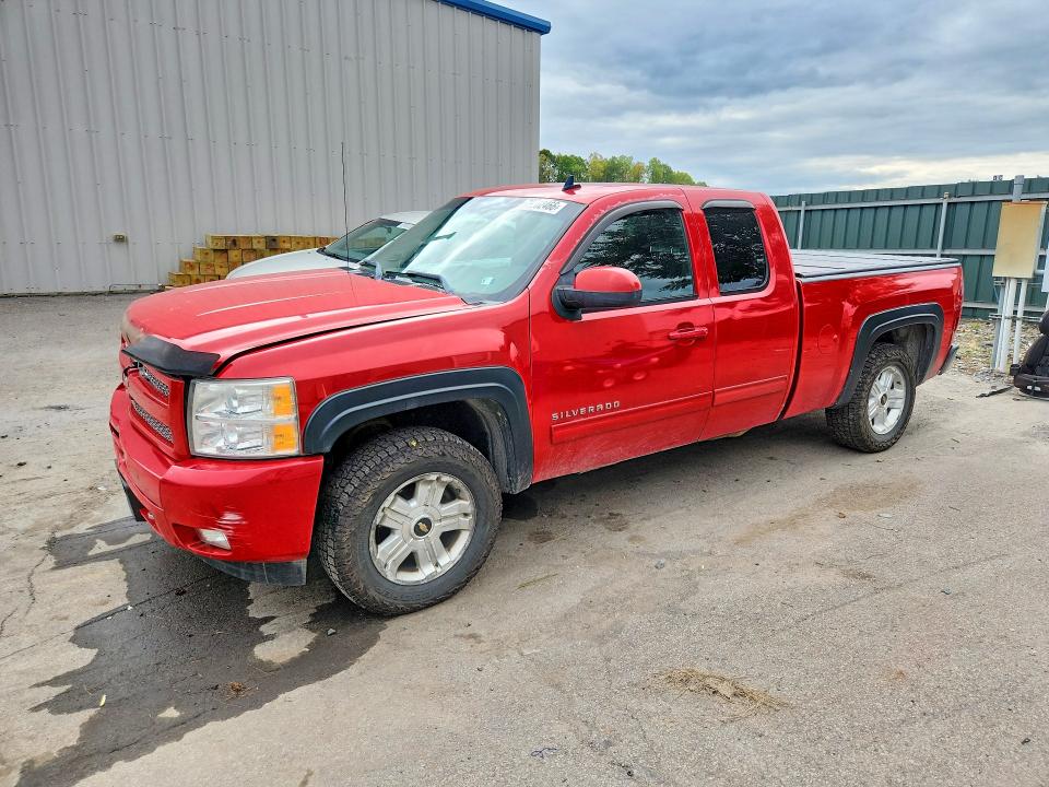 70502466 :رقم المزاد ، 1GCRKSE30BZ134084 vin ، 2011 Chevrolet Silverado مزاد بيع