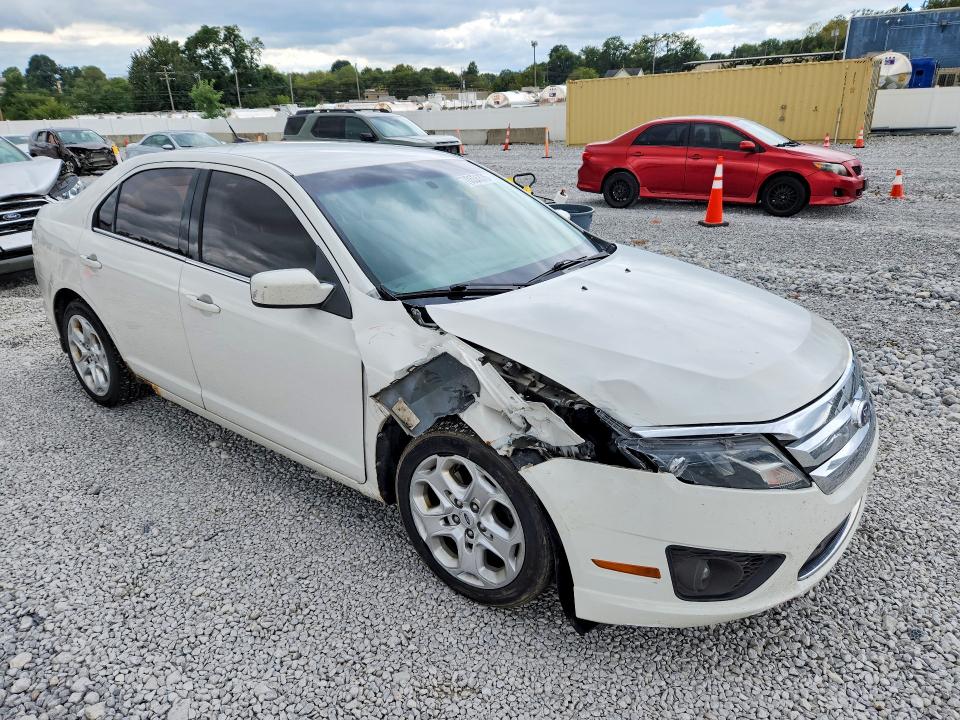 70555376 :رقم المزاد ، 3FAHP0HA2AR371308 vin ، 2010 Ford Fusion مزاد بيع