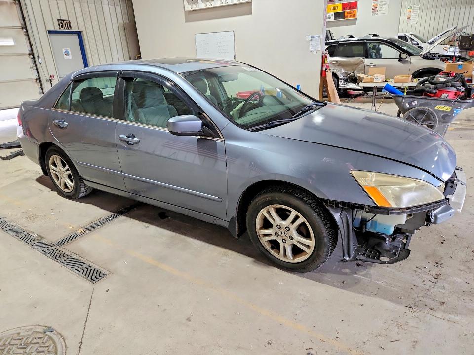 2007 Honda Accord მანქანა იყიდება აუქციონზე, vin: 1HGCM55727A129819, აუქციონის ნომერი: 70730786