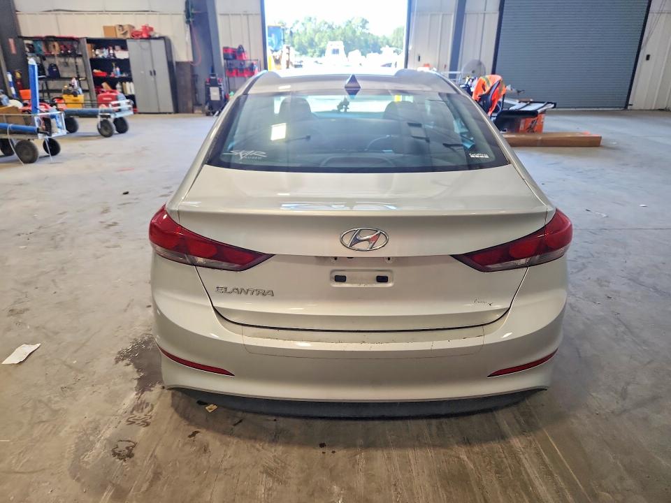 Продажа на аукционе авто 2018 Hyundai Elantra, vin: 5NPD84LFXJH377814, номер лота: 67936556