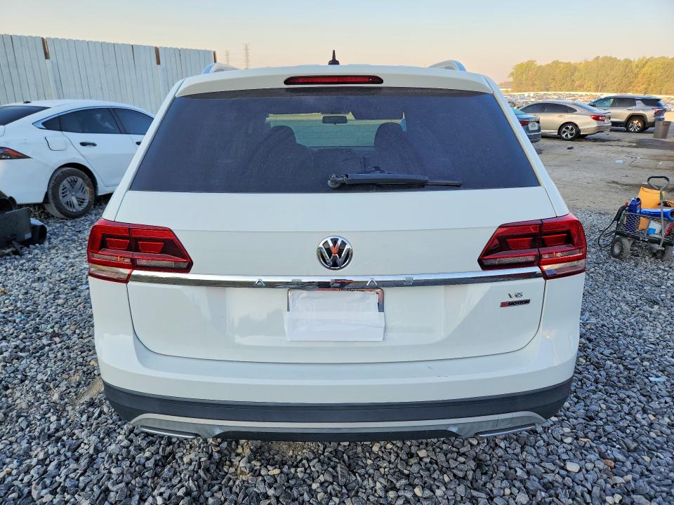 Продажа на аукционе авто 2018 Volkswagen Atlas, vin: 1V2GR2CA8JC516528, номер лота: 69251486
