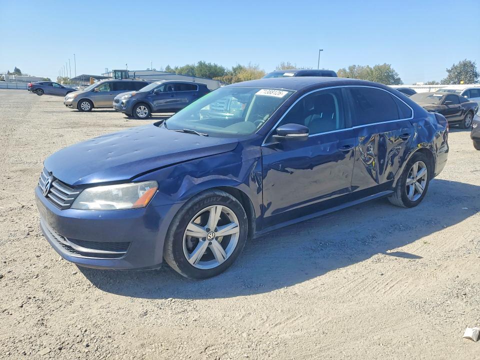 2014 Volkswagen Passat მანქანა იყიდება აუქციონზე, vin: 1VWBP7A34EC011687, აუქციონის ნომერი: 71388126