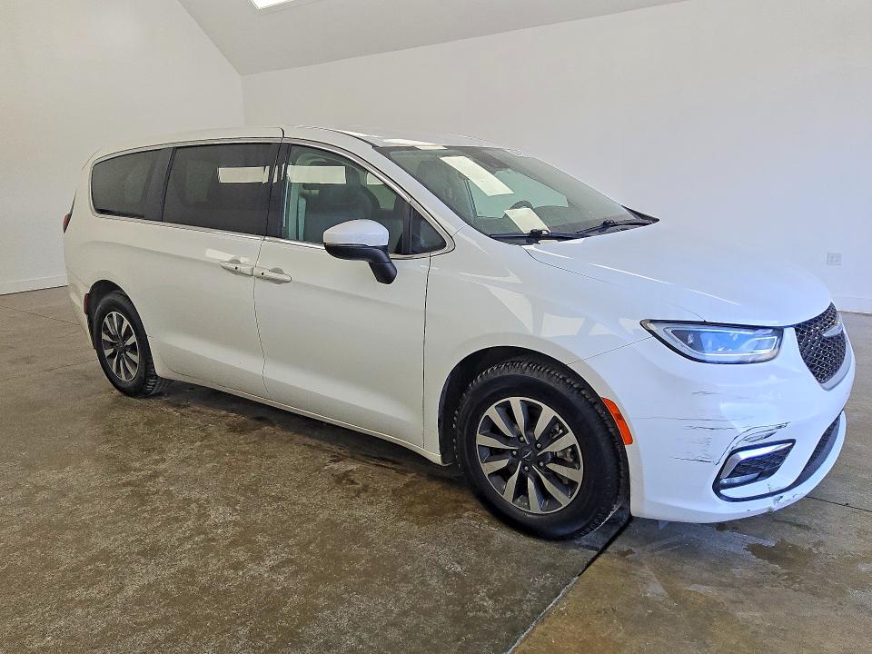Aukcja sprzedaży 2023 Chrysler Pacifica, vin: 2C4RC1L78PR611858, numer aukcji: 70525246