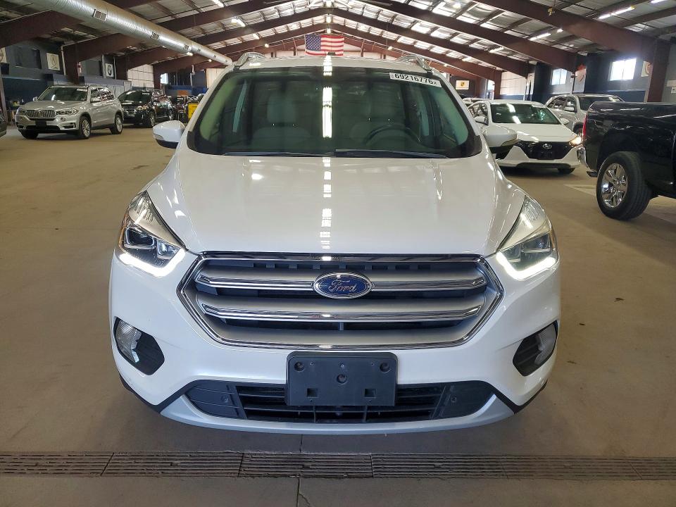 2017 Ford Escape მანქანა იყიდება აუქციონზე, vin: 1FMCU9JD8HUA35439, აუქციონის ნომერი: 69216776
