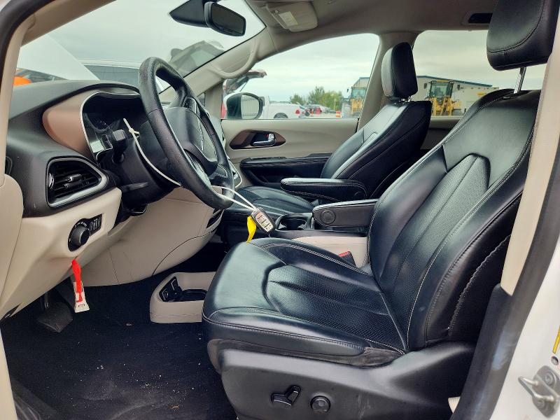 69125766 :رقم المزاد ، 2C4RC1DG3LR144437 vin ، 2020 Chrysler Voyager مزاد بيع
