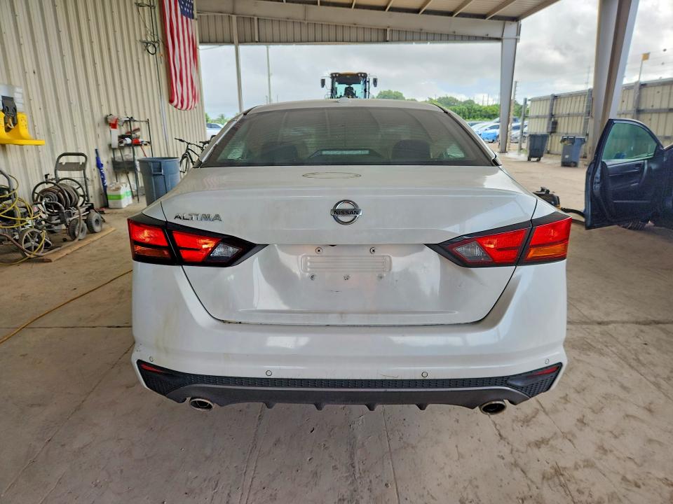 Продажа на аукционе авто 2020 Nissan Altima, vin: 1N4BL4CVXLC213206, номер лота: 70094566