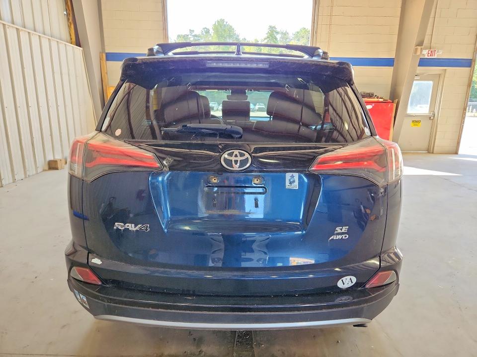 2018 Toyota Rav4 მანქანა იყიდება აუქციონზე, vin: JTMJFREV3JJ743758, აუქციონის ნომერი: 68409246