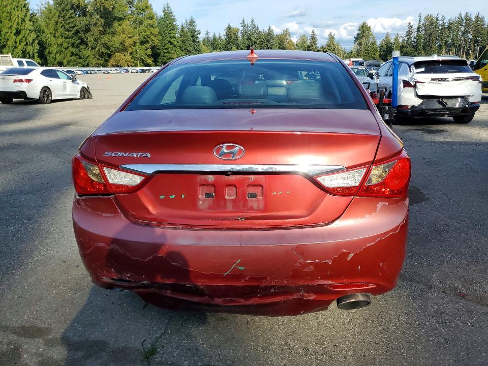 68653576 :رقم المزاد ، 5NPEC4AC9CH375941 vin ، 2012 Hyundai Sonata مزاد بيع