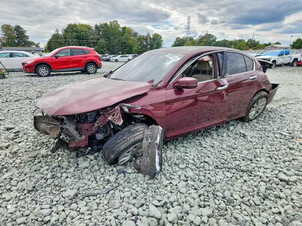 Продажа на аукционе авто 2015 Honda Accord, vin: 1HGCR2F88FA009643, номер лота: 70978156