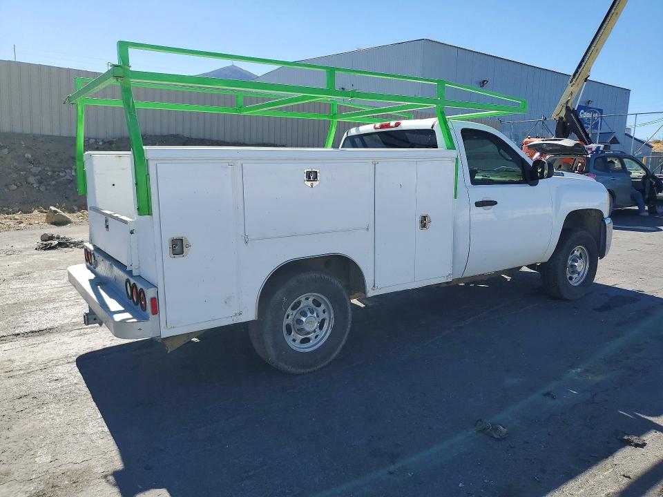 70801956 :رقم المزاد ، 1GCHK24K48E102260 vin ، 2008 Chevrolet Silverado مزاد بيع