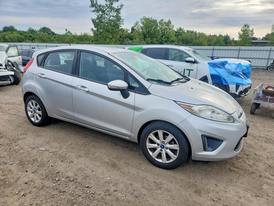 2013 Ford Fiesta მანქანა იყიდება აუქციონზე, vin: 3FADP4EJ0DM120122, აუქციონის ნომერი: 68077076