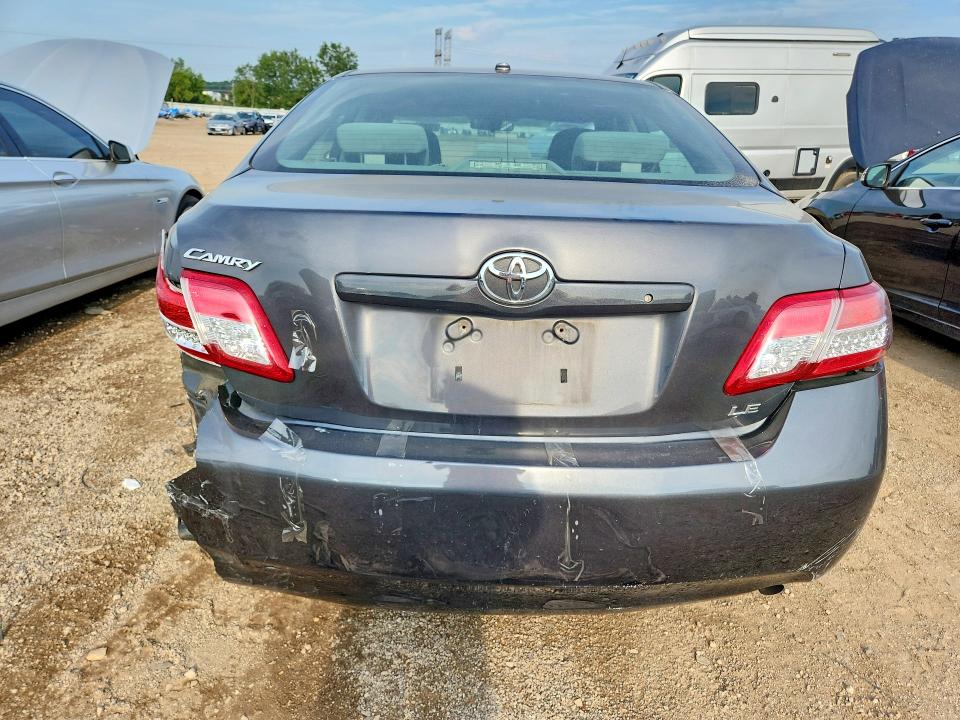 67371626 :رقم المزاد ، 4T4BF3EK7AR077317 vin ، 2010 Toyota Camry مزاد بيع