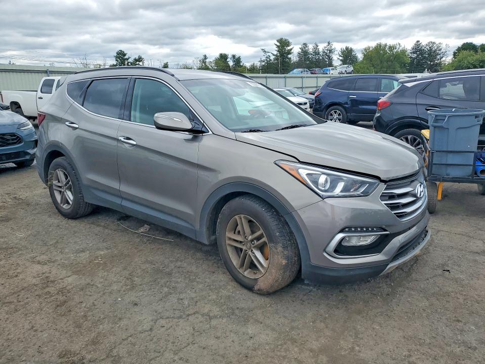 Продаж на аукціоні авто 2018 Hyundai Santa Fe Sport, vin: 5NMZUDLB7JH105037, номер лоту: 70981356