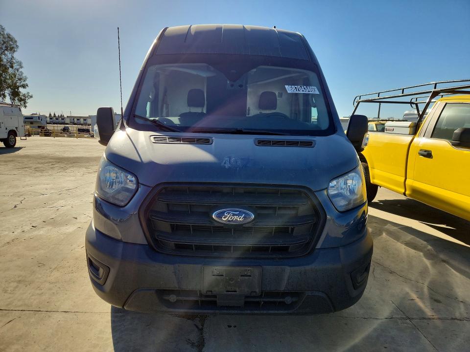 68704346 :رقم المزاد ، 1FTBR3X81LKB09572 vin ، 2020 Ford Transit مزاد بيع