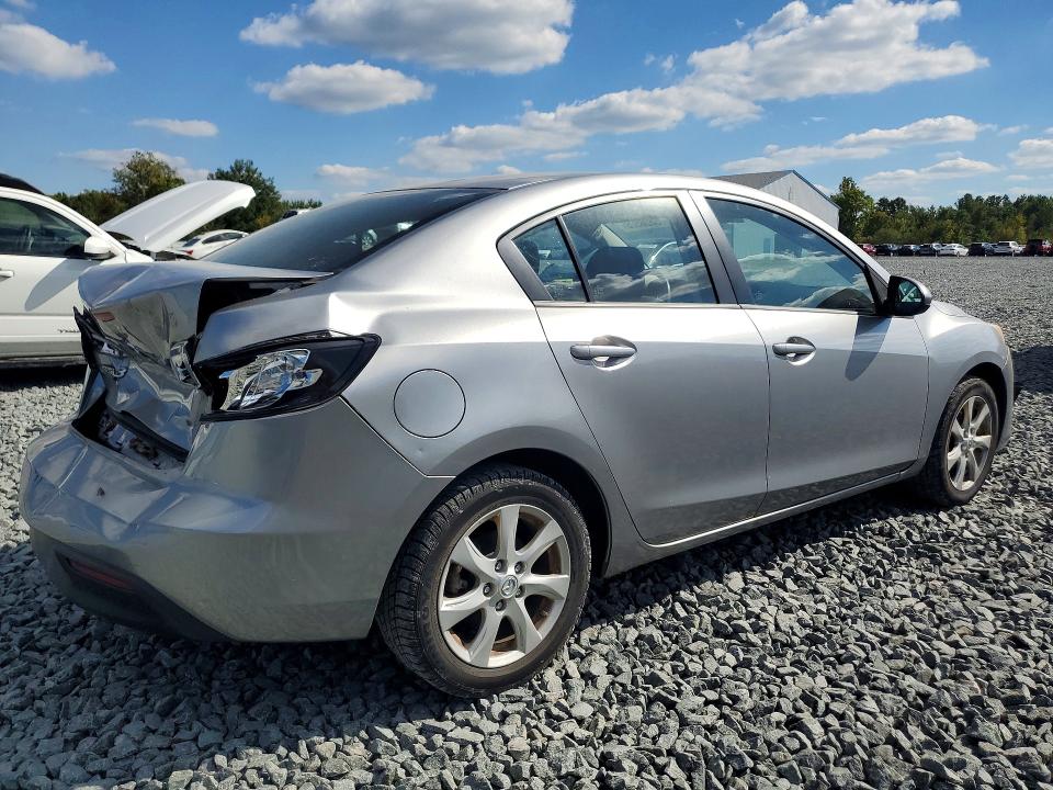 70828526 :رقم المزاد ، JM1BL1SF6A1104303 vin ، 2010 Mazda 3 مزاد بيع