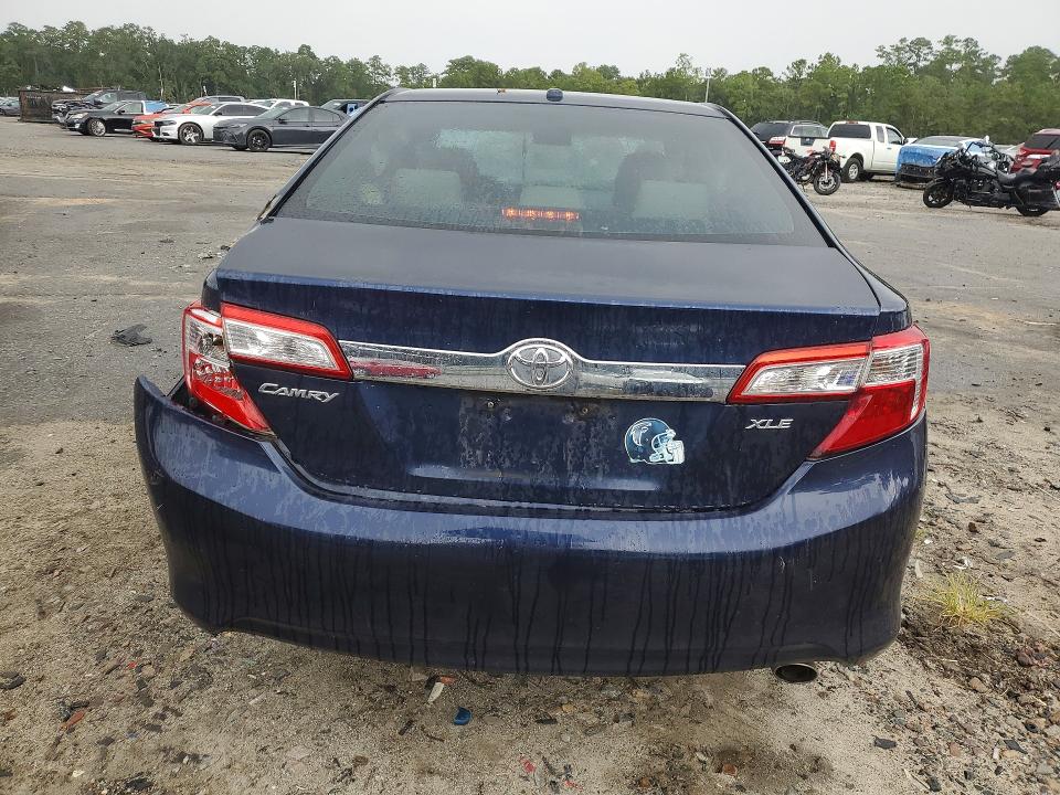 2014 Toyota Camry მანქანა იყიდება აუქციონზე, vin: 4T1BF1FK5EU833925, აუქციონის ნომერი: 70184976