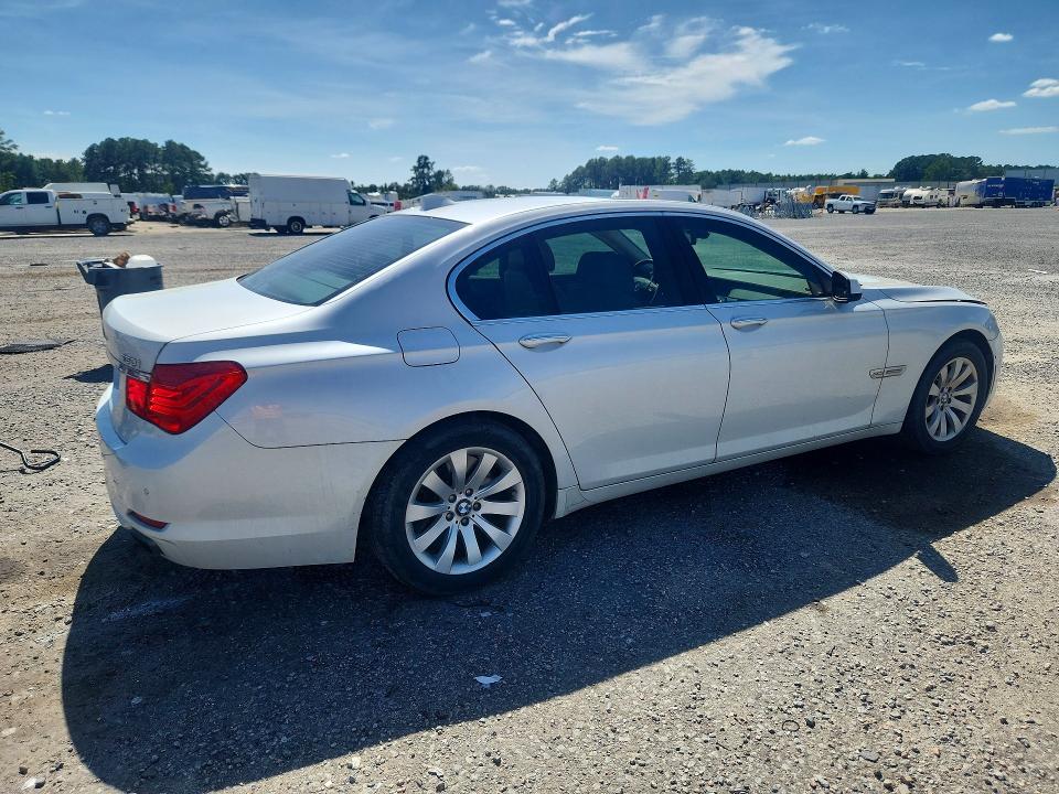 2010 Bmw 750 მანქანა იყიდება აუქციონზე, vin: WBAKC6C50ACL67651, აუქციონის ნომერი: 67835926