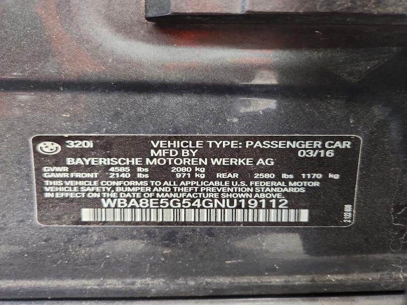 68984256 :رقم المزاد ، WBA8E5G54GNU19112 vin ، 2016 Bmw 320 مزاد بيع