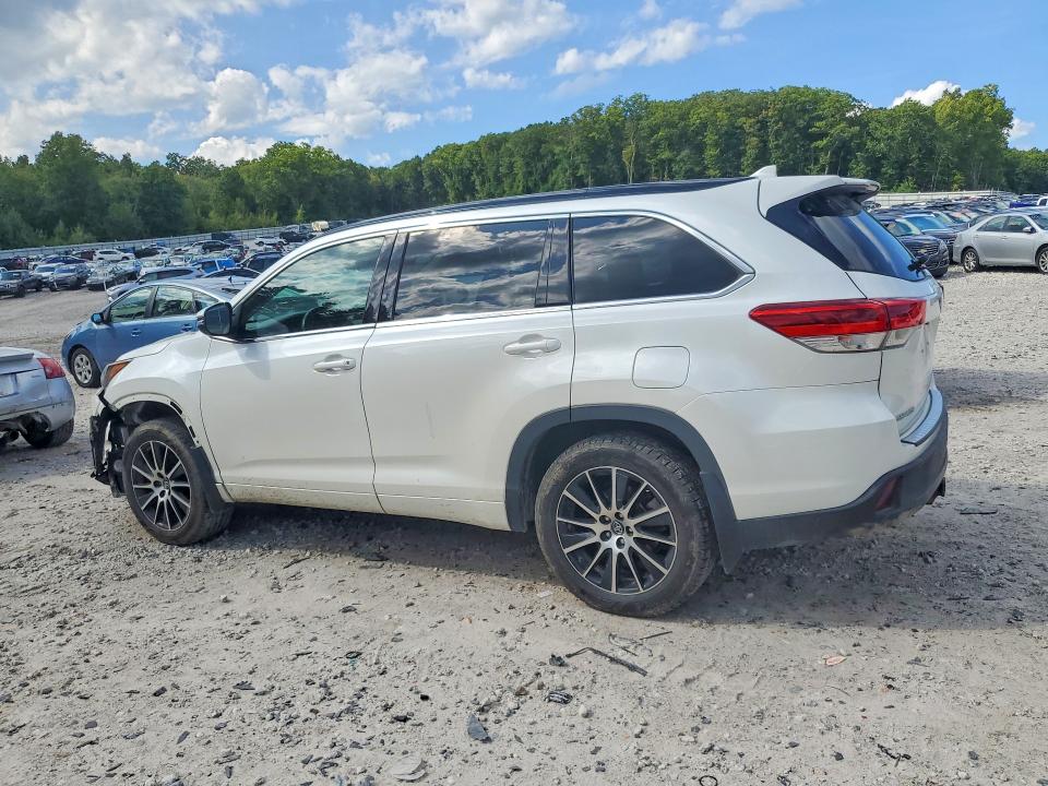 Продаж на аукціоні авто 2017 Toyota Highlander, vin: 5TDJZRFHXHS395440, номер лоту: 68214786