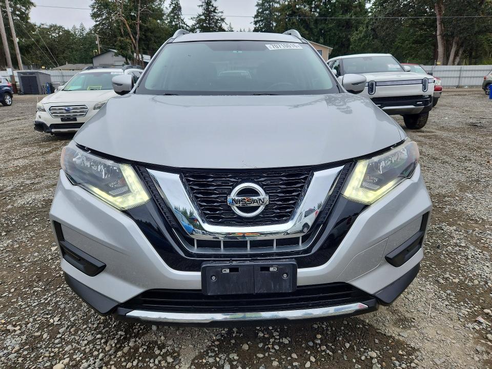 Продажа на аукционе авто 2017 Nissan Rogue, vin: JN8AT2MT5HW392059, номер лота: 70710016