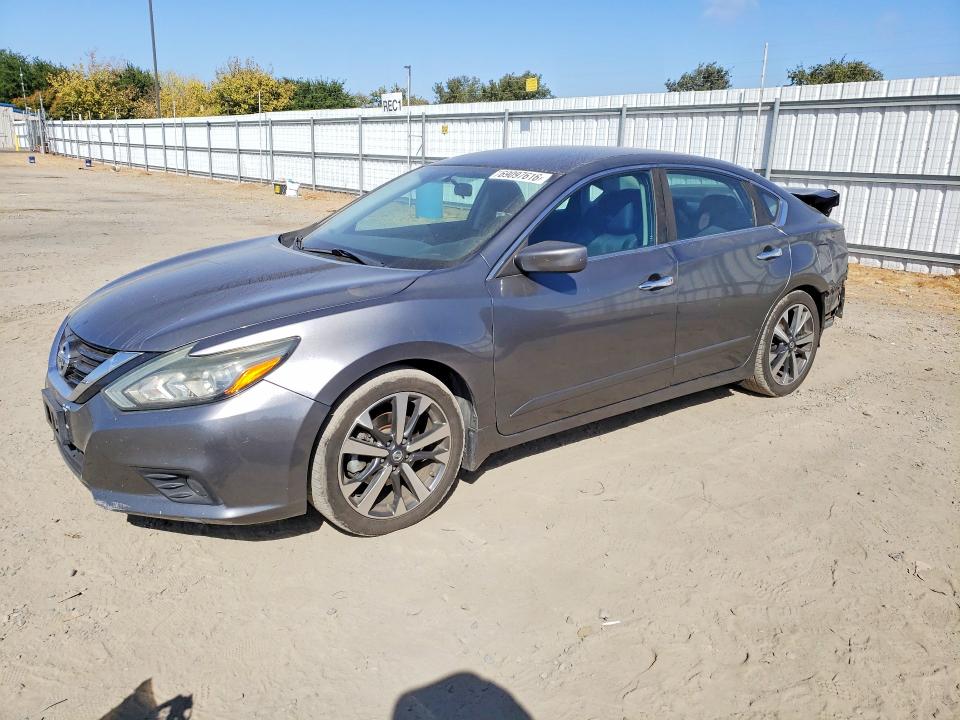 69097616 :رقم المزاد ، 1N4AL3AP0HC284058 vin ، 2017 Nissan Altima مزاد بيع