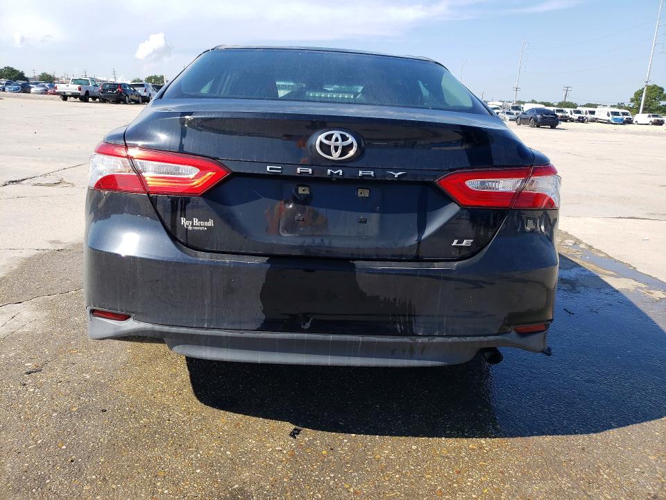 Продаж на аукціоні авто 2018 Toyota Camry, vin: 4T1B11HK6JU077284, номер лоту: 68345816