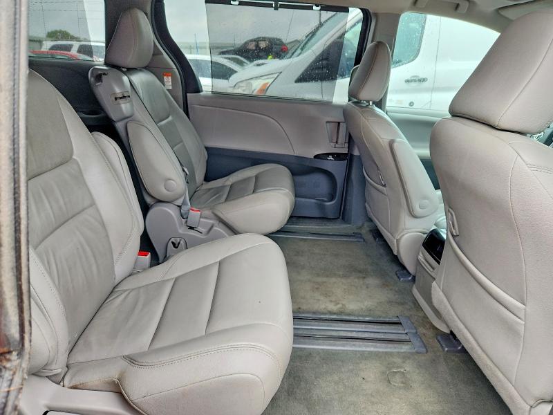 Продажа на аукционе авто 2016 Toyota Sienna, vin: 5TDYK3DC5GS714751, номер лота: 70781806