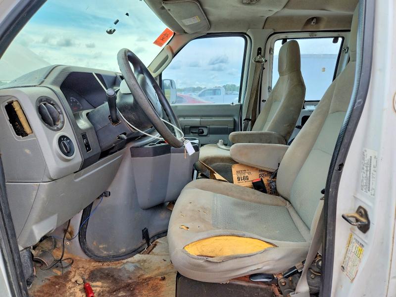 67055716 :رقم المزاد ، 1FBSS3BL4DDA00095 vin ، 2013 Ford Econoline مزاد بيع
