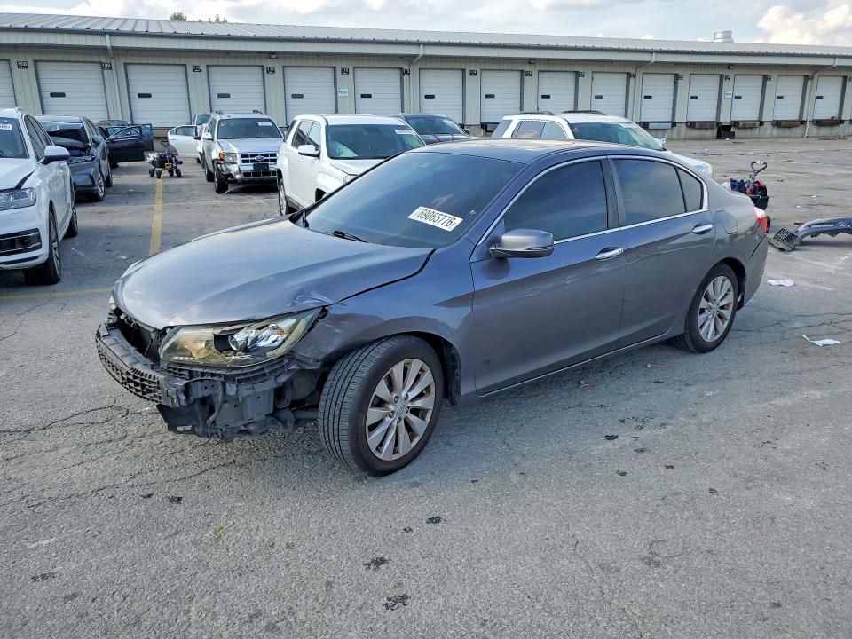 69065776 :رقم المزاد ، 1HGCR2F81DA077196 vin ، 2013 Honda Accord مزاد بيع