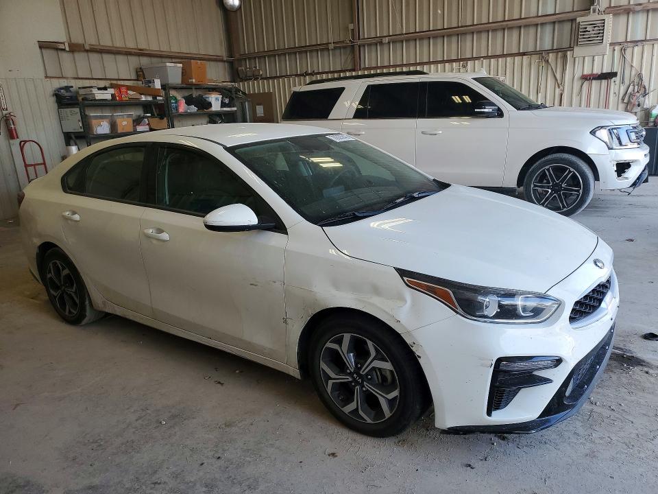 70555946 :رقم المزاد ، 3KPF24AD5LE239438 vin ، 2020 Kia Forte مزاد بيع