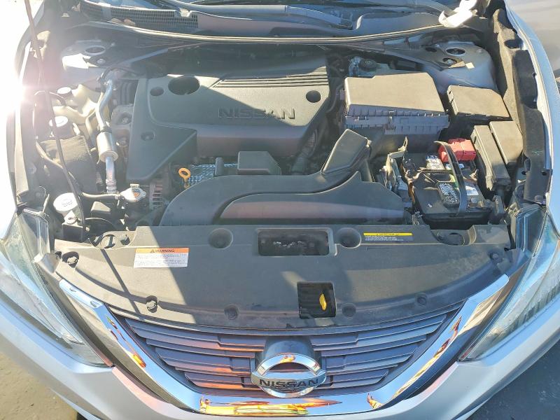 2018 Nissan Altima მანქანა იყიდება აუქციონზე, vin: 1N4AL3APXJC184748, აუქციონის ნომერი: 67299836