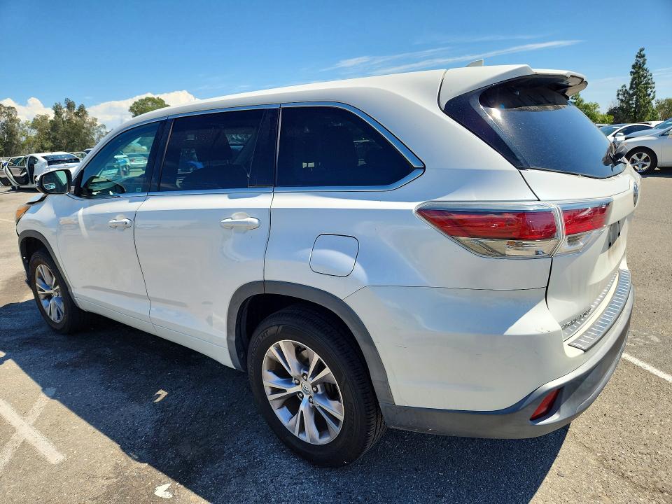 68274556 :رقم المزاد ، 5TDZKRFH0FS117148 vin ، 2015 Toyota Highlander مزاد بيع