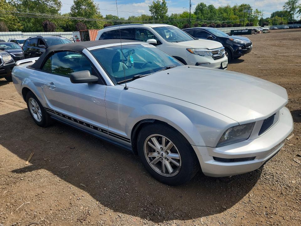2005 Ford Mustang მანქანა იყიდება აუქციონზე, vin: 1ZVFT84N755192563, აუქციონის ნომერი: 67069426