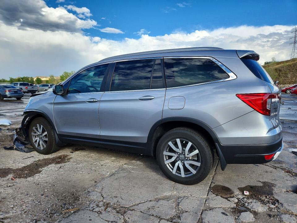 Продажа на аукционе авто 2021 Honda Pilot, vin: 5FNYF6H5XMB102885, номер лота: 68077346