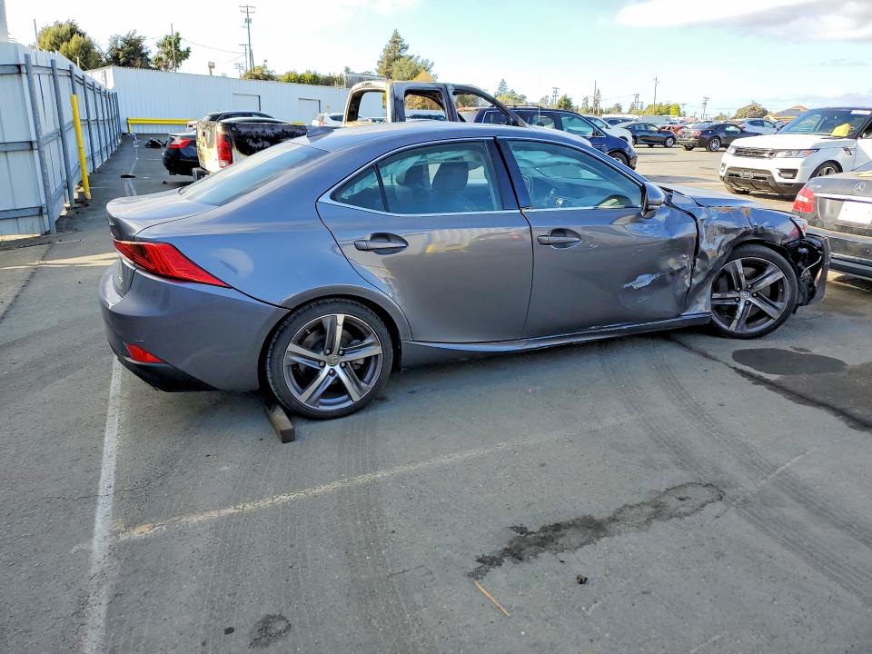 Продаж на аукціоні авто 2018 Lexus Is, vin: JTHBA1D28J5062160, номер лоту: 69432306