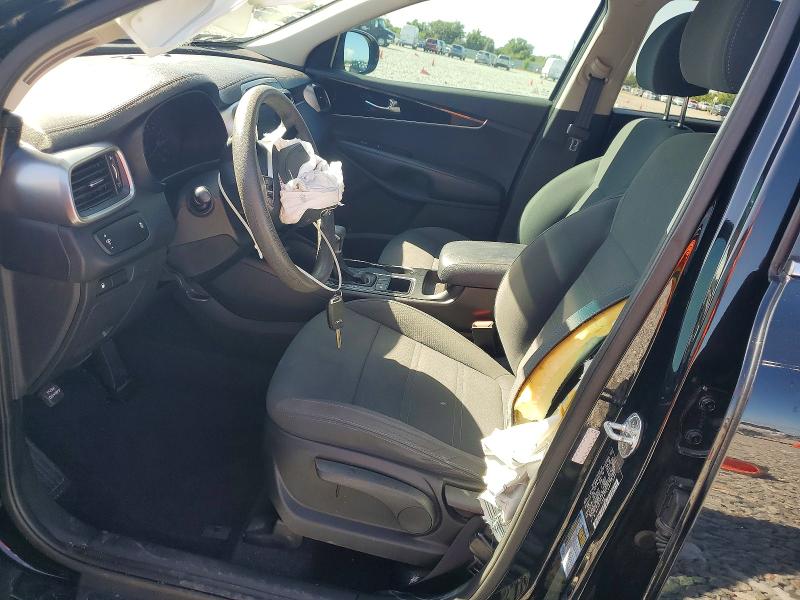 68670626 :رقم المزاد ، 5XYPG4A37KG577681 vin ، 2019 Kia Sorento مزاد بيع